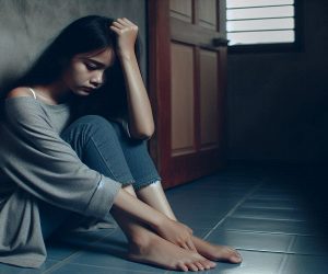 گوشه گیری نوجوان پسر دختر والدین